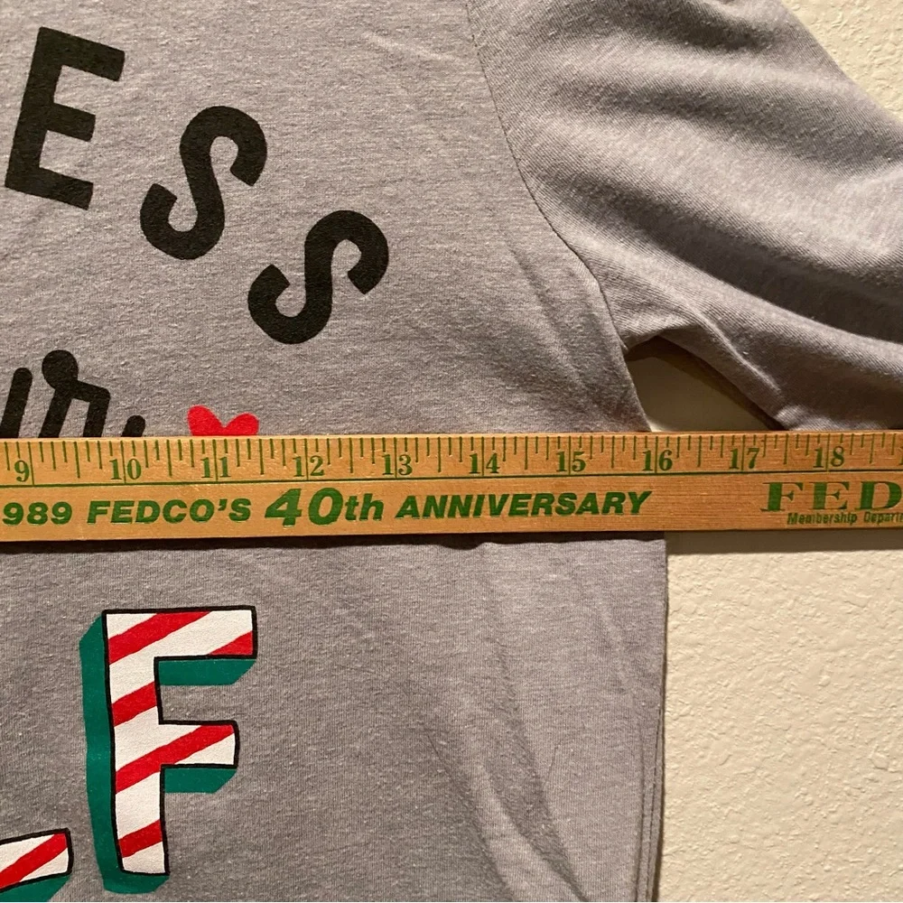 Christmas Elf shirt Longsleeve size large 10/12 holidays gray red‎ green